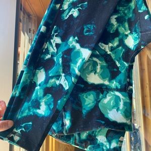 Green and white leggings - never worn